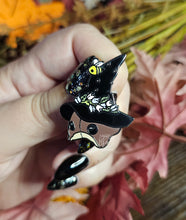 Load image into Gallery viewer, &quot;Pockets the Freg&quot; Original Character Hard Enamel Pin by Scribble Creatures
