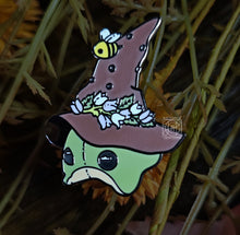 Load image into Gallery viewer, &quot;Pockets the Freg&quot; Original Character Hard Enamel Pin by Scribble Creatures
